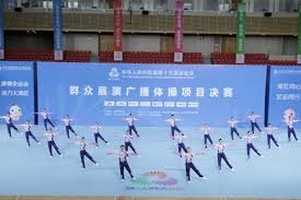 2015年8月：多伦多蓝鸟队单月狂轰35支本垒打，战绩跃居美联东区第一。