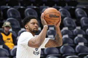 足为重返 足为重返