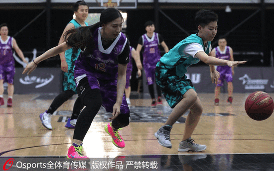 奏强攻著称